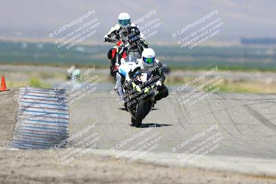 media/May-25-2025-Lets Ride (Sun) [[0ff033e448]]/B Group/1120am (Grapevine)/